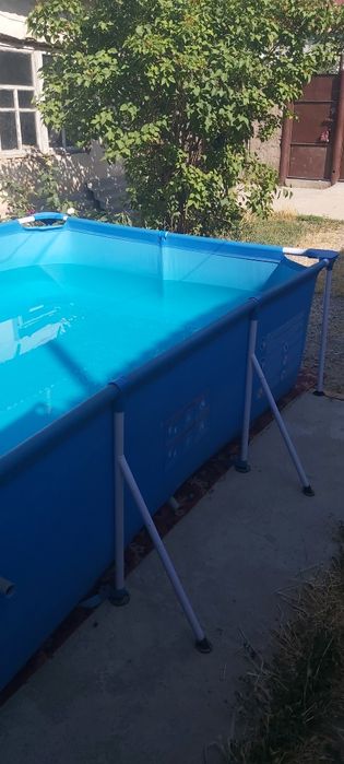 Каркасный-надувной бассейн