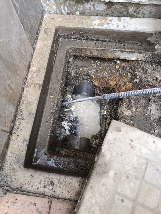 Kanalizatsiya quvurlarini sifatli tez Xamyonbop narxlarda tozalash24/7