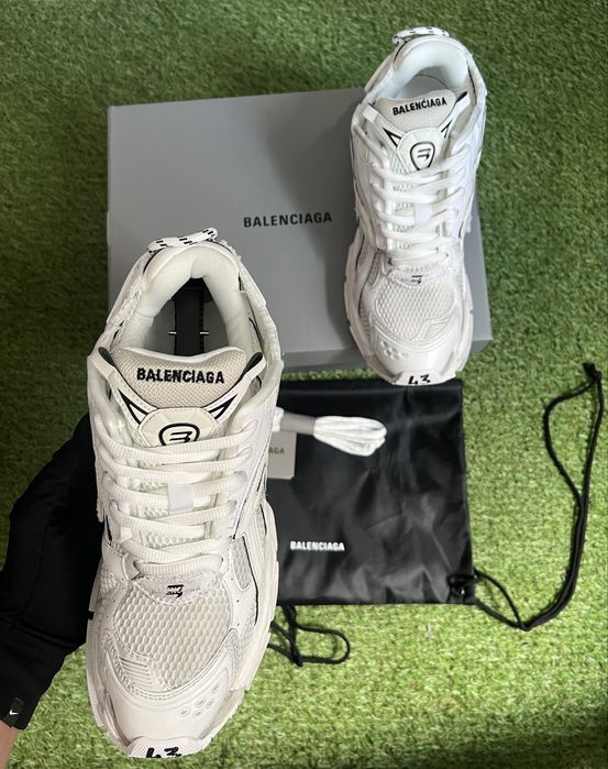 Balenciaga Runner Negri led + albi - 42