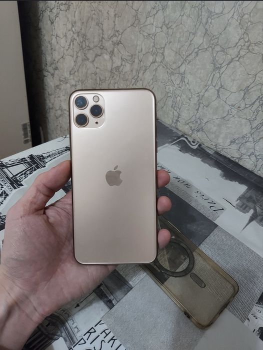 Обменяю iphone 11 pro max