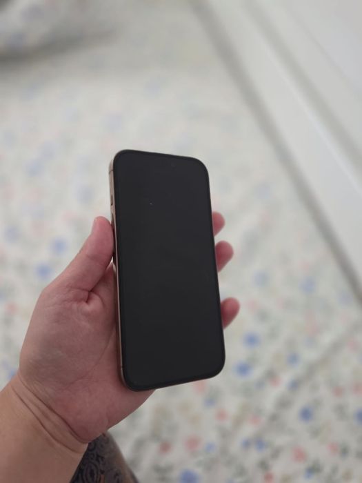 Продам Iphone 16 pro 256 gb в хорошем состоянии