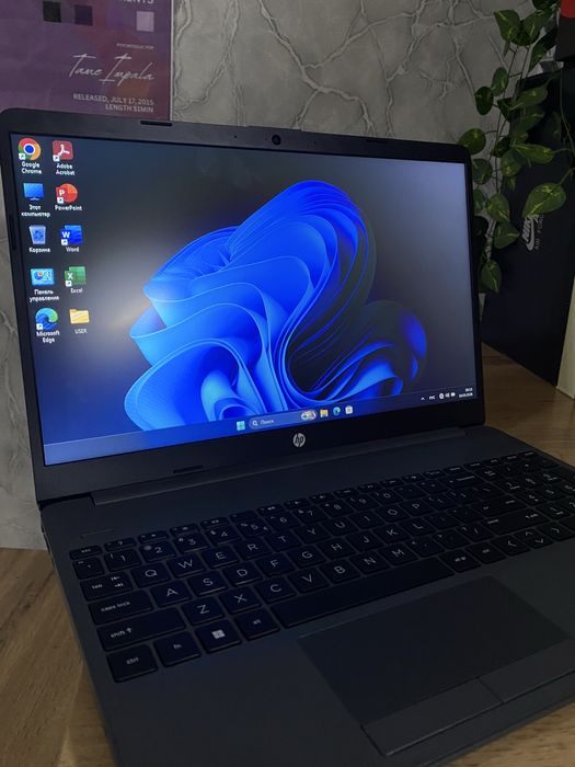 Ноутбук HP 250 G9