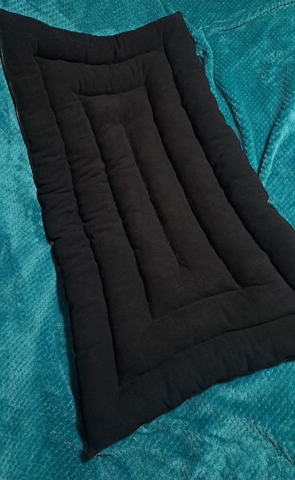 Лежак, лежанка для кошек и собак