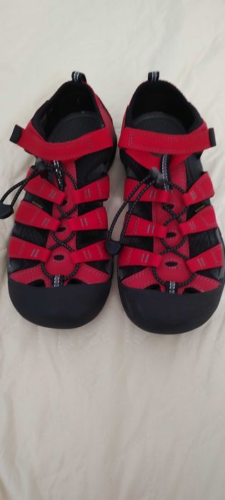 детски сандали KEEN