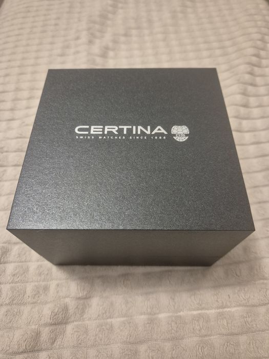 Vand/schimb ceas nou Certina barbatesc