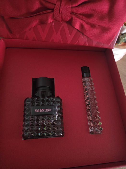 Set Valentino femei si bărbați