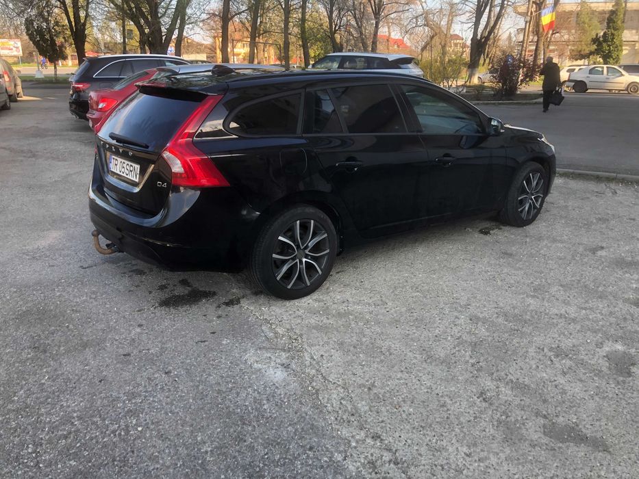 autoturism volvo v 60