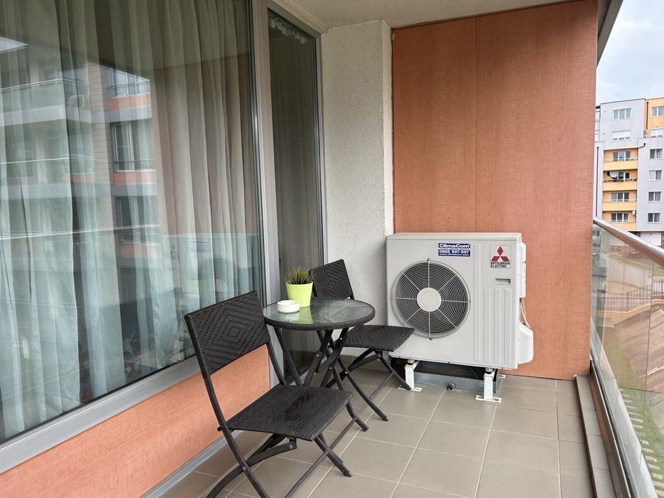 Дава се под наем Тристаен апартамент в София, Градина - 130 кв.м за 990 € - Снимка #16