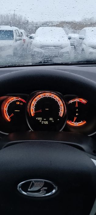 Zudlik bilan sotiladi