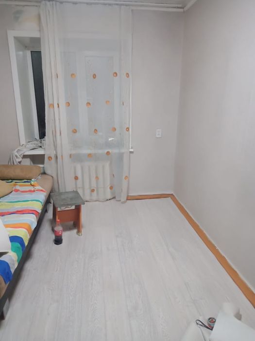 Продам квартиру малосемейном доме