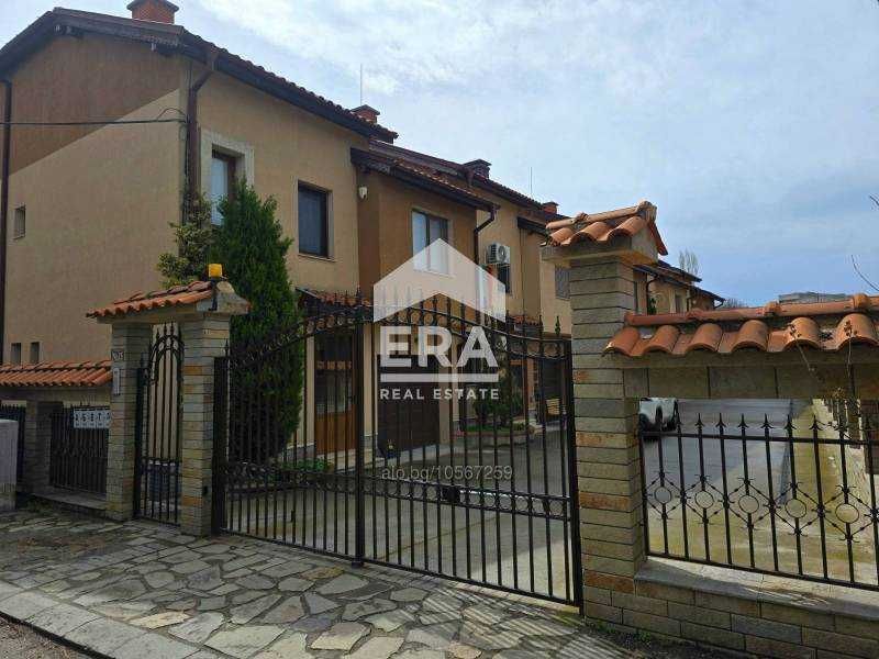 Дава се под наем Къща в Хасково, Дружба 1 - 262 кв.м за 390000 € - Снимка #7