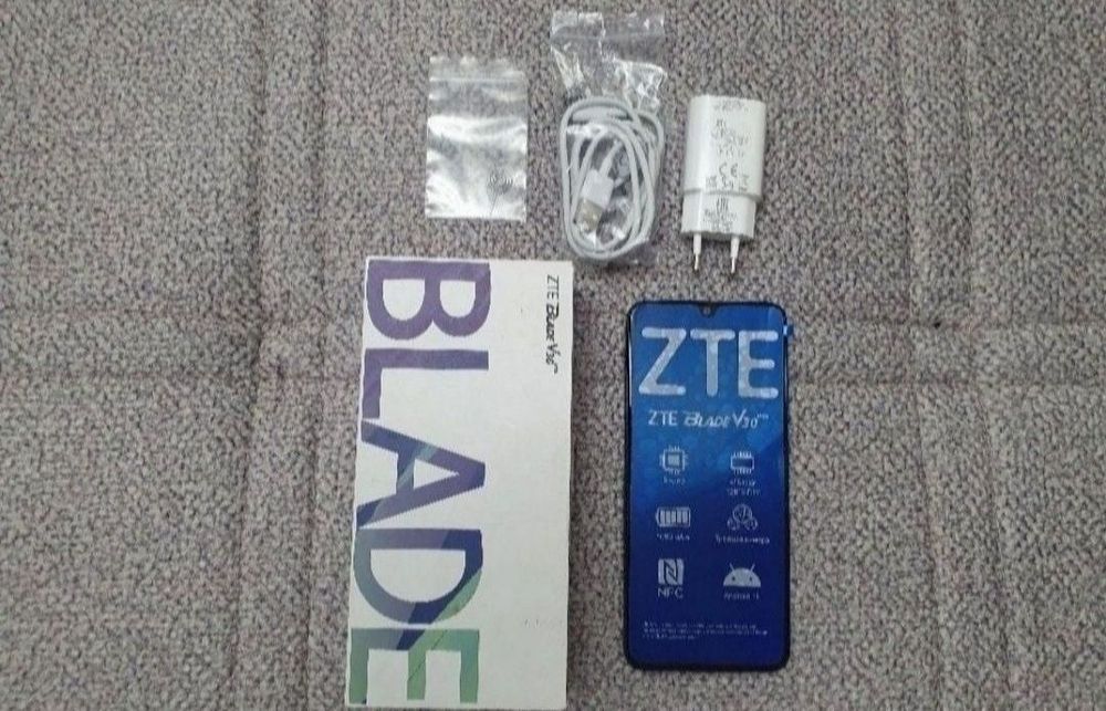Srochna Prodam Sotiladi ZTE Blade V30 4/128Gb Black 4G Orginal yengi