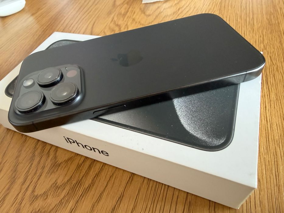 Айфон 15 про 256 GB