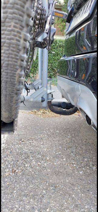 Suport 2 biciclete,pentru carlig !!!