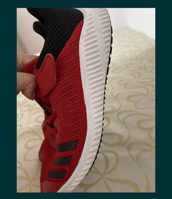 Adidași Adidas nr 36 si nr 34(rosu)