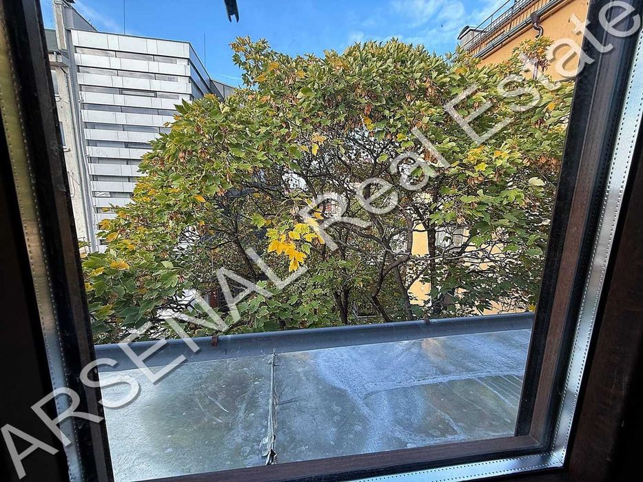 Дава се под наем Едностаен апартамент в София, Център - 44 кв.м за 350 € - Снимка #2