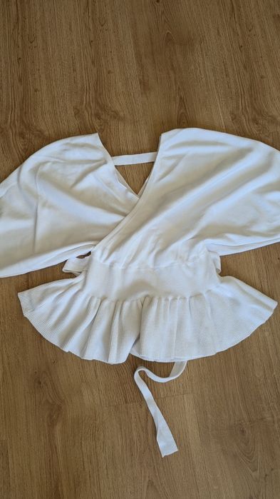 Дамска бяла блуза