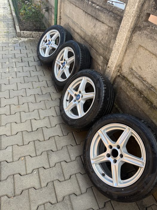 Vand sau schimb !