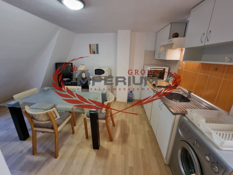 Дава се под наем Двустаен апартамент в Варна, Център - 55 кв.м за 382.5 € - Снимка #3