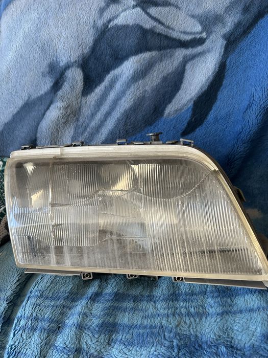 Фары на мерседес C-класс