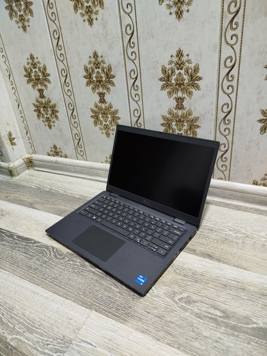 Dell i5-1135G7(11-avlod) 8/256gb xotira batareya zo'r