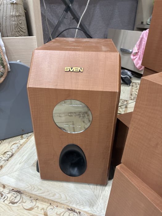 Аудиосистема, саб и колонки