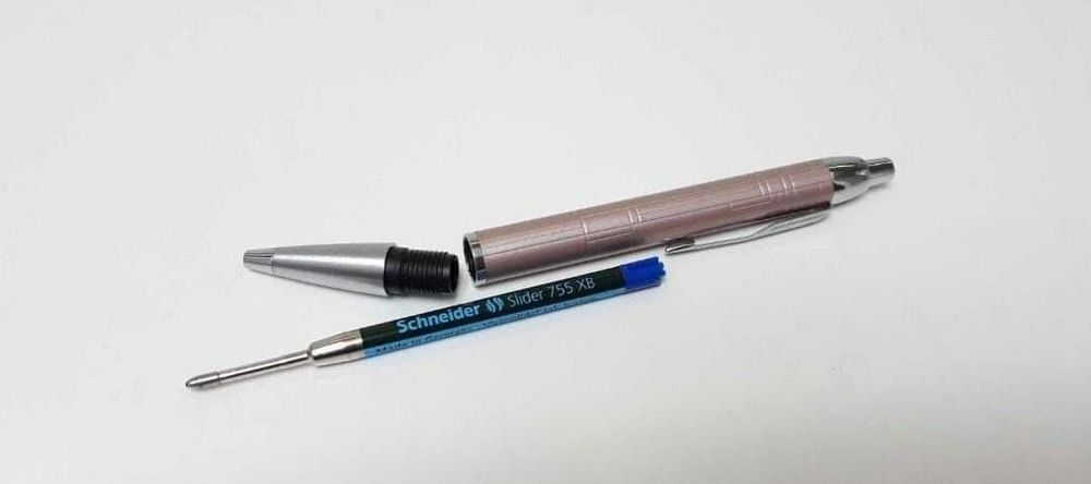 Pix Parker cu lac , metalic premium
