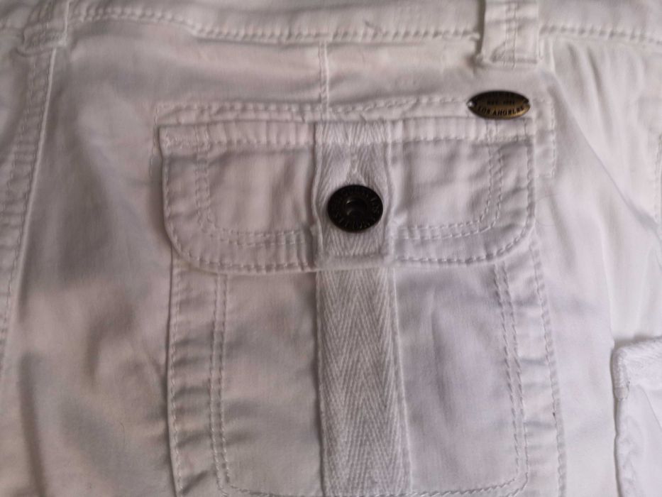 Pantaloni sport Guess