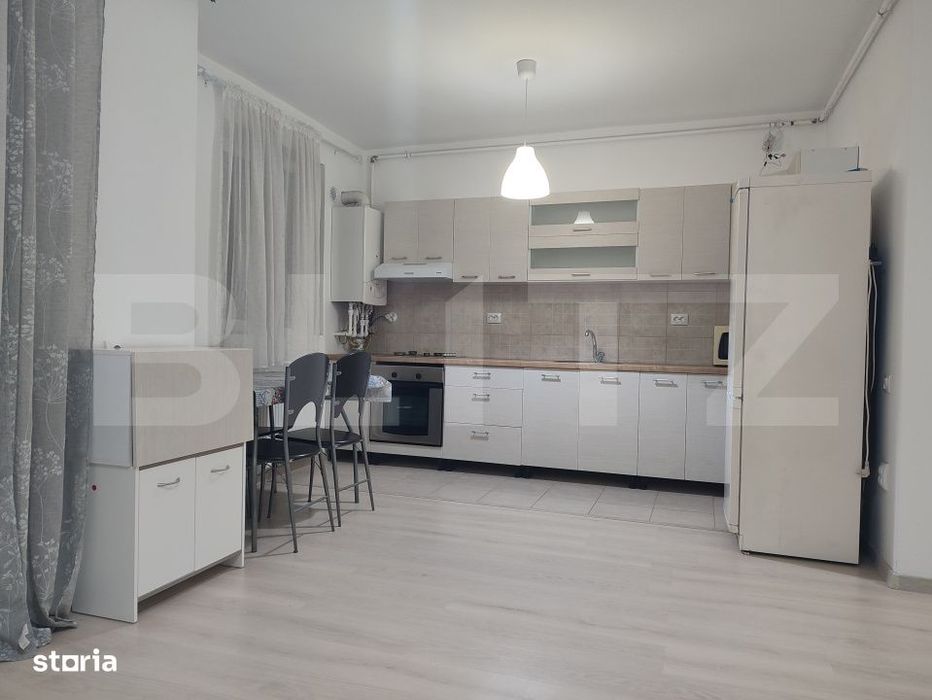 Apartament cu o camera, 34 mp, parcare, zona Florilor