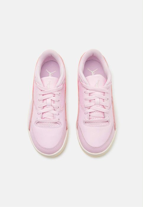 Дамски снейкъри Jordan Flight