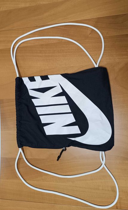 Nike-Много Запазена
