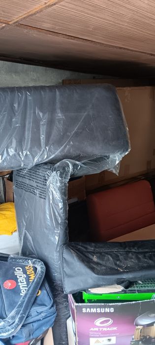 Vând un camion  de marfa