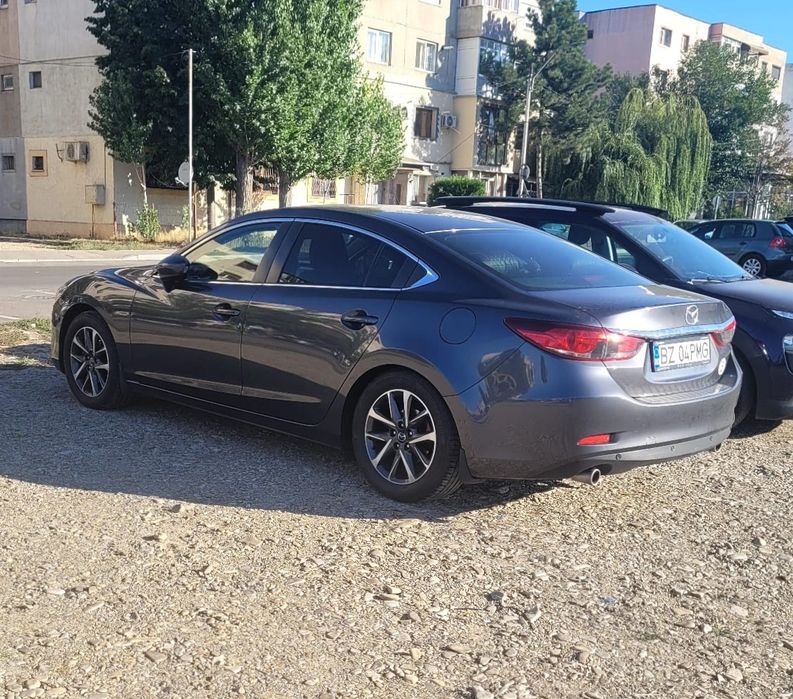 De  vânzare  -  MAZDA