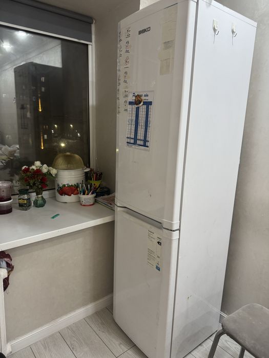 Продается холодильник