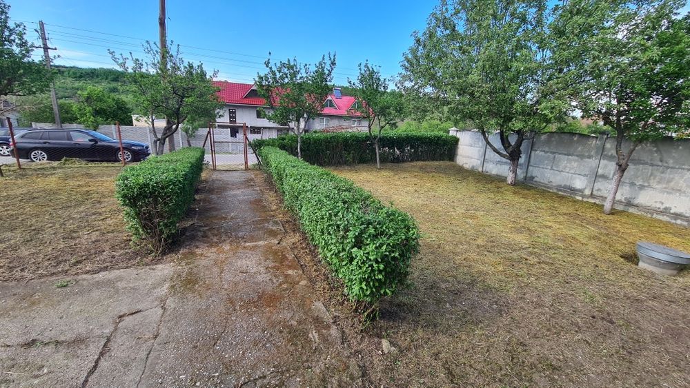 Vând spațiu magazin