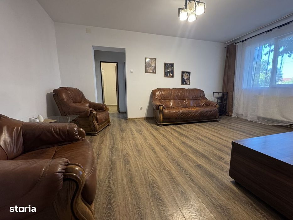 Palas 2 camere 50 mp Podul de Piatră — fotografia 3
