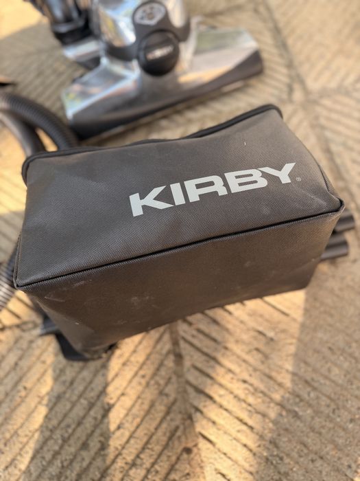Kirby Avalir Platinum – прахосмукачка с пълен комплект приставки – като нова