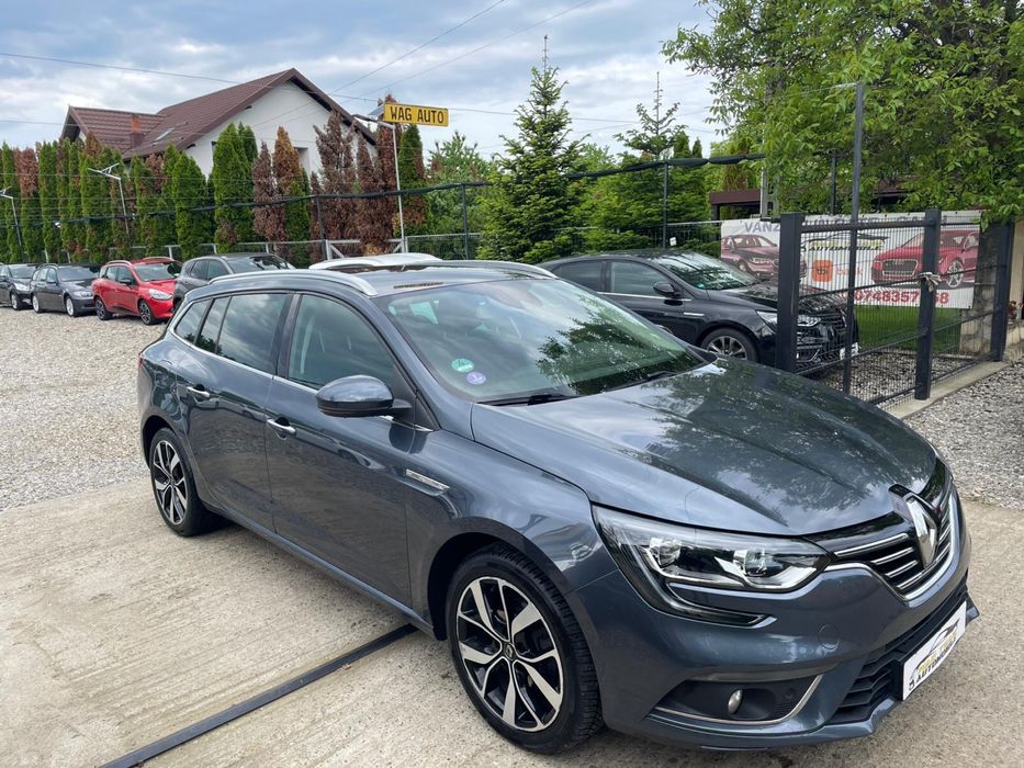 Renault megan Bose 1.3 tce benzina RATE 2020 euro 6 camera