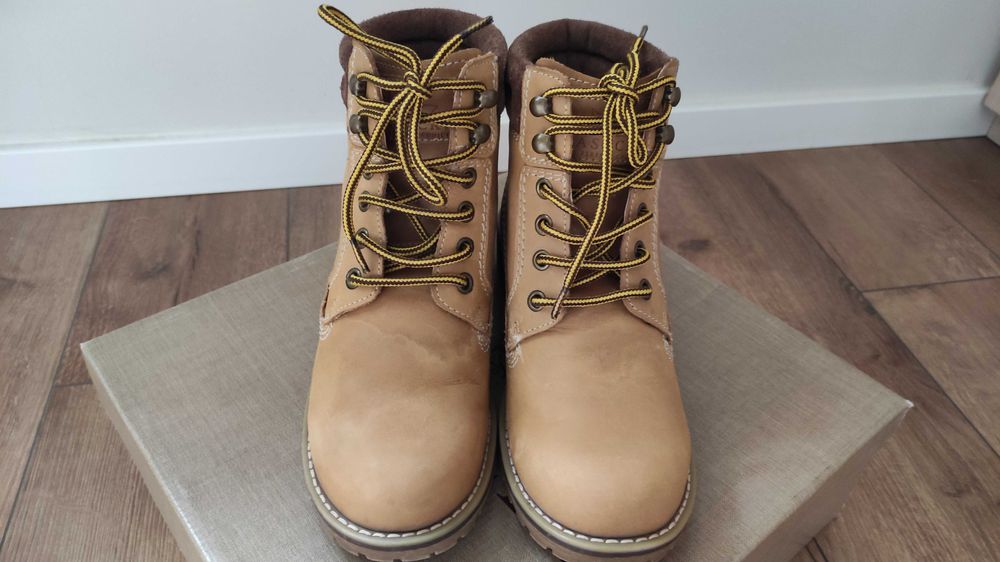 Дамски топли боти Lasocki, 38- ми номер