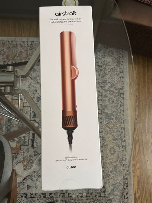 Dyson Airstrait Limited Edition