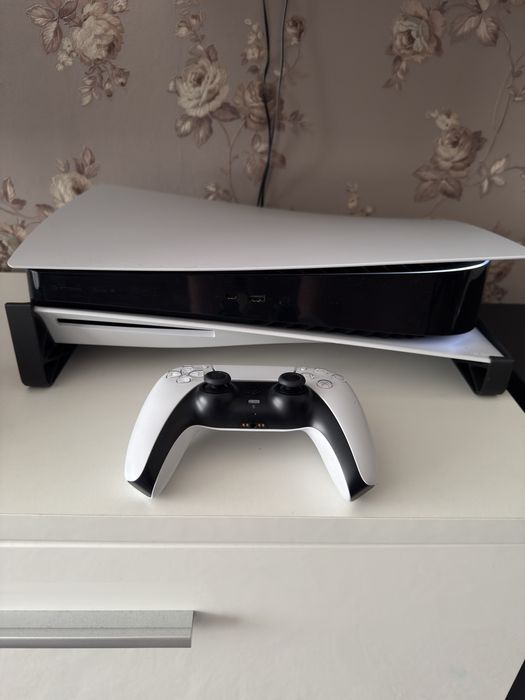 PlayStation 5 конзола