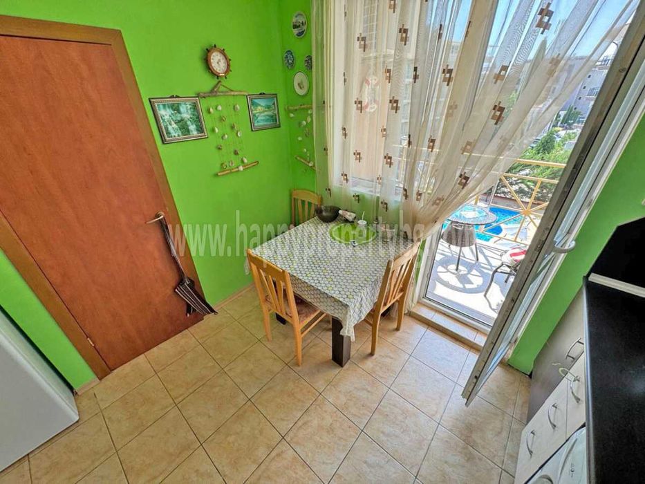 Продава се Тристаен апартамент в к.к. Слънчев бряг - 60 кв.м за 1084 €/кв.м - Снимка #4