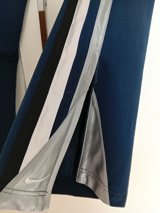 Pantaloni de trening