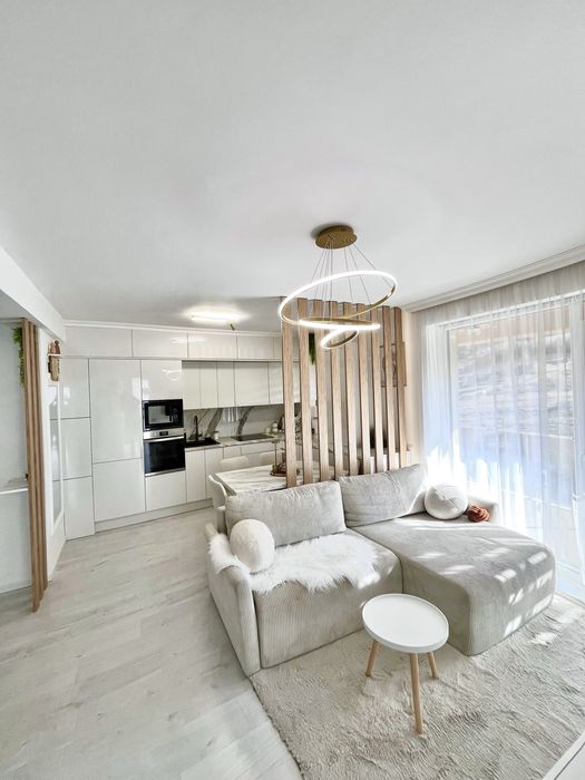 Apartament 2 camere/ terasă spațioasă de 9mp/ finisat modern/ la cheie