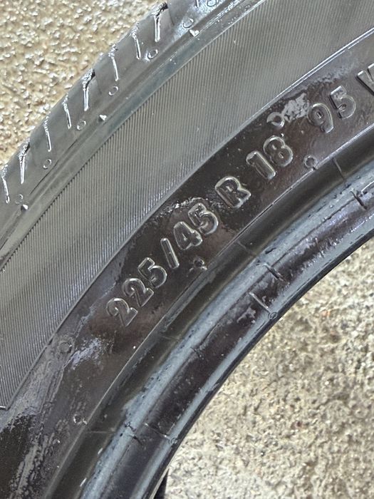 225/45/18 пара летний Continental