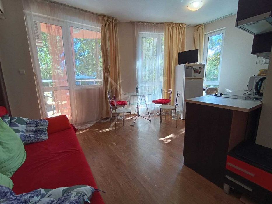 Продава се Тристаен апартамент в Приморско - 58 кв.м за 1095 €/кв.м - Снимка #2