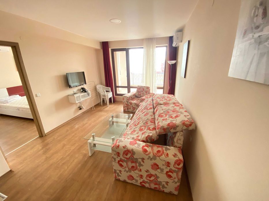 Продава се Тристаен апартамент в Свети Влас - 124 кв.м за 1436 €/кв.м - Снимка #8