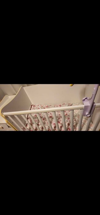 Бебешко креватче 3 в 1 с чекмеджета