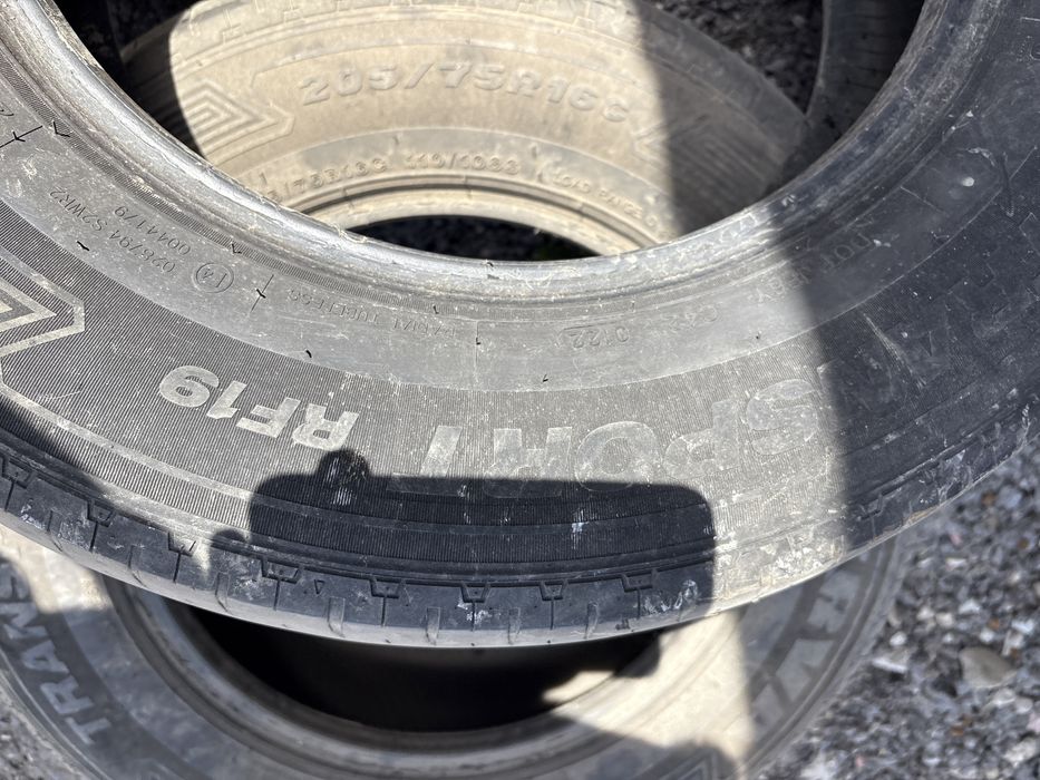 Vand 2 anvelope de vara R16C