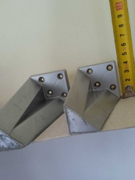 Крака метални за мебели, 2 бр.